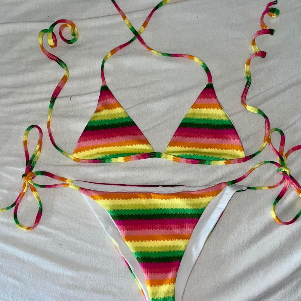 cute and colorful tie bikini set from the bahamas!